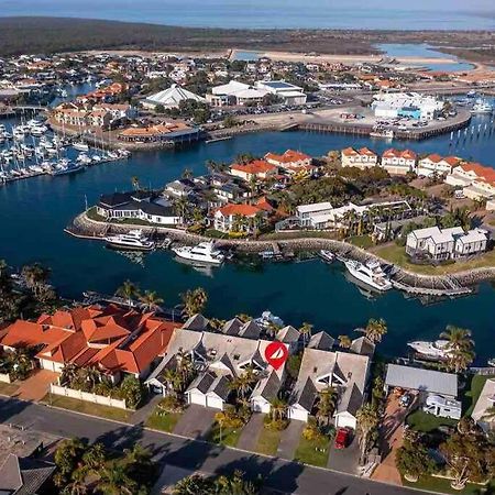 The Blacklighters-Waterfront Retreat Port Lincoln Buitenkant foto